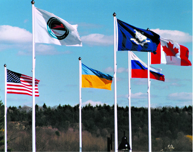 AFP Fiberglass Flagpole - Internal Rope Winch - *20 Year Warranty*