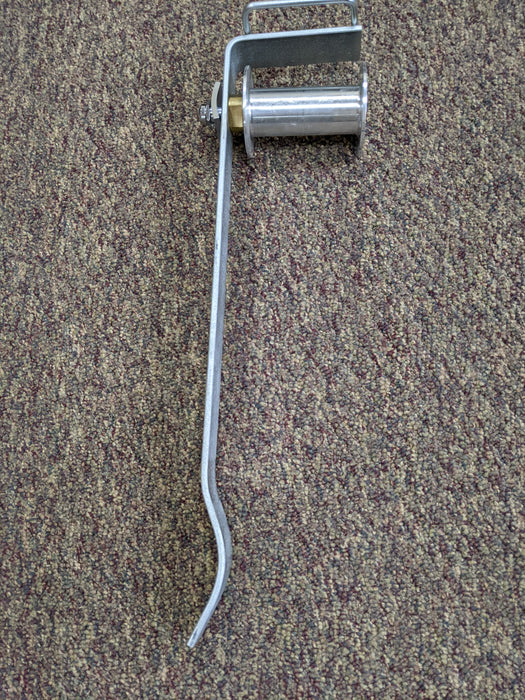 Large metal winch for an Atlantic Fiberglass Flagpole 50' and 60'